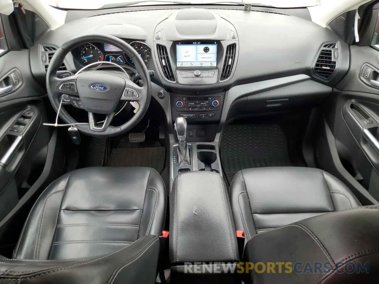 8 Photograph of a damaged car 1FMCU0HD0KUA20152 FORD ESCAPE 2019