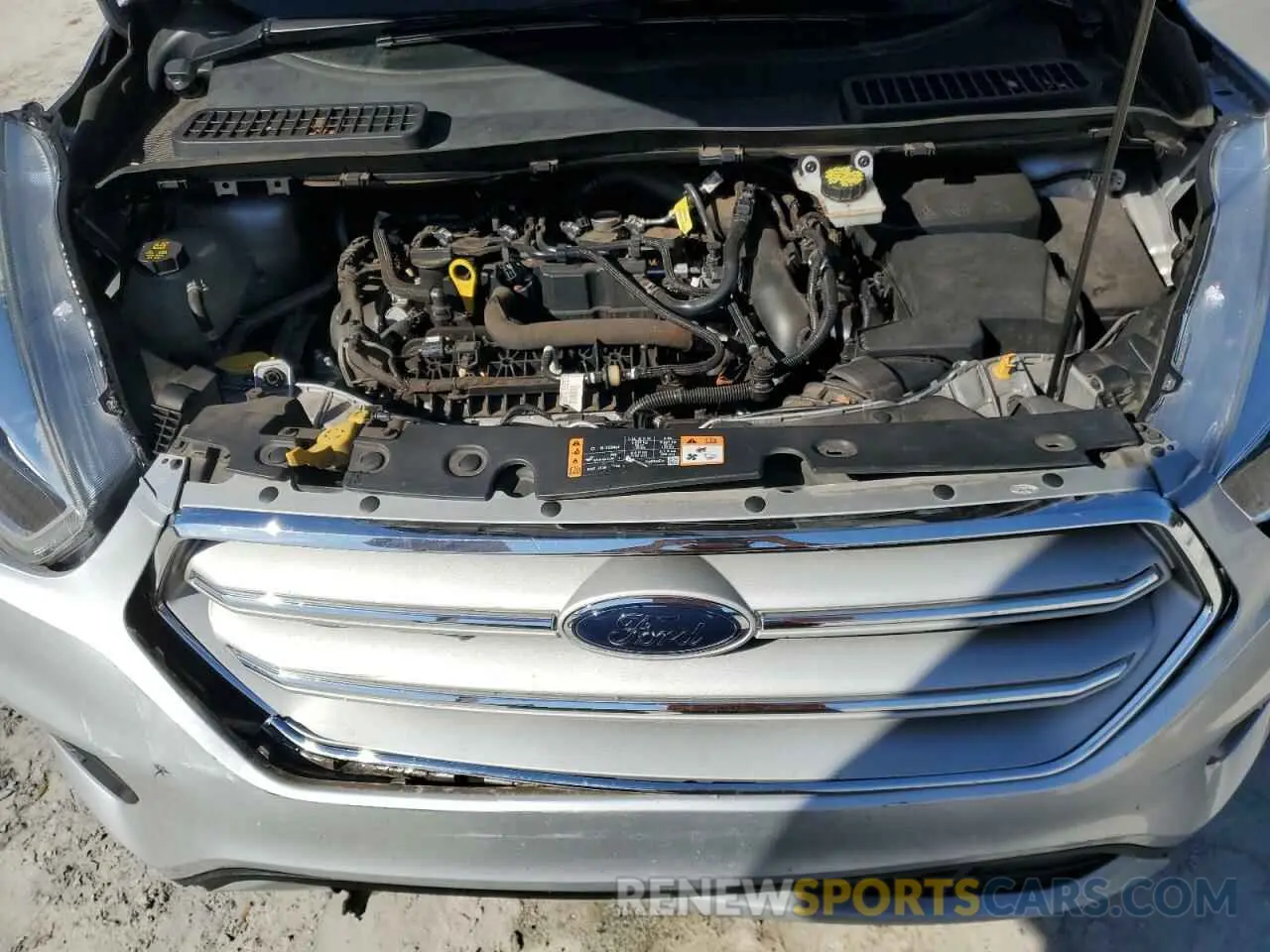11 Photograph of a damaged car 1FMCU0HD0KUB21028 FORD ESCAPE 2019