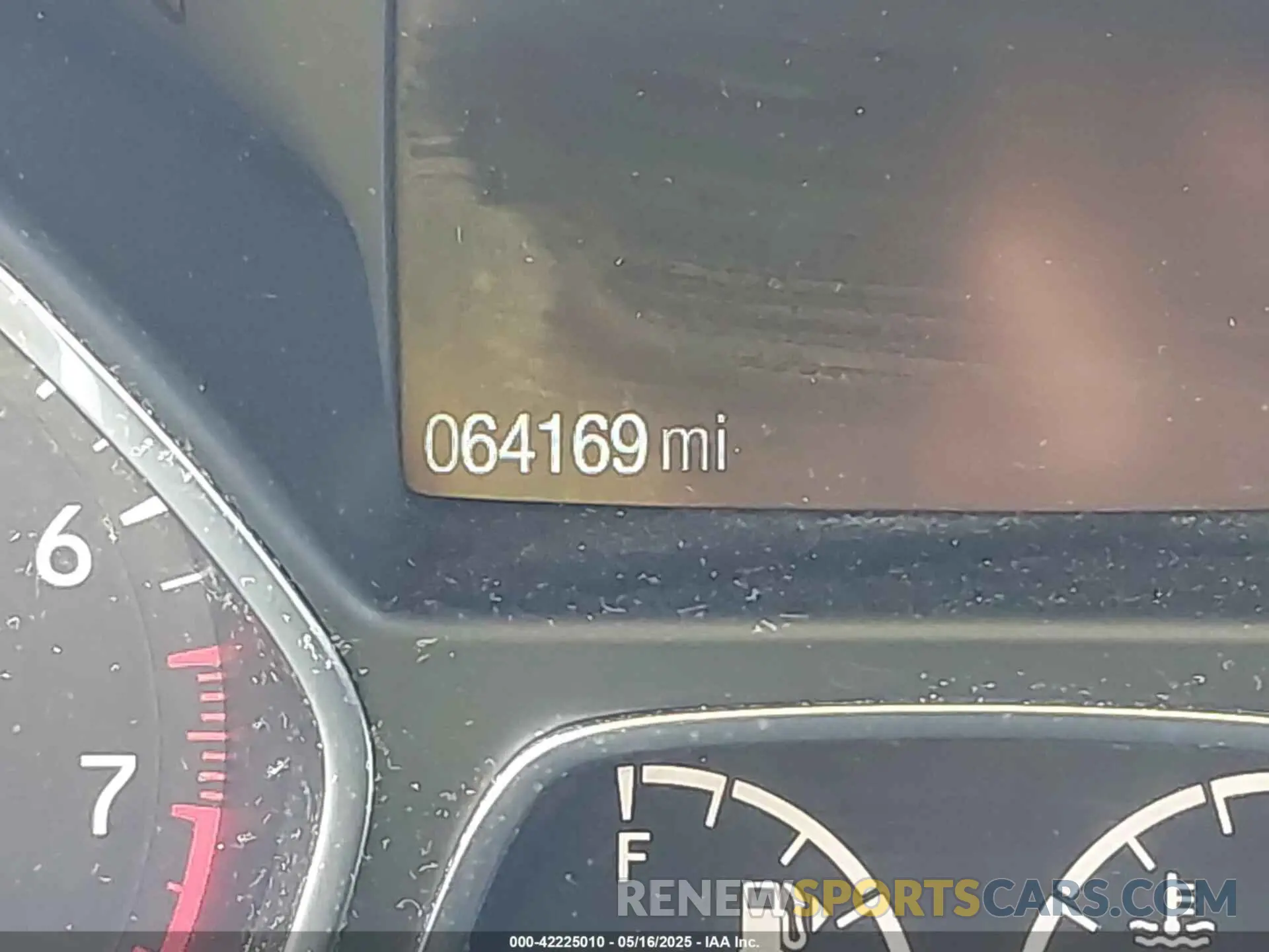15 Photograph of a damaged car 1FMCU0HD1KUB76409 FORD ESCAPE 2019