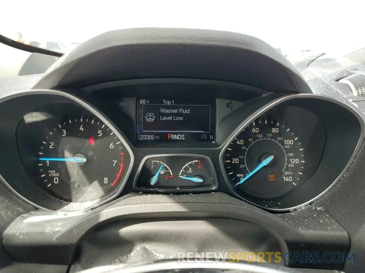 9 Photograph of a damaged car 1FMCU0HD3KUA47586 FORD ESCAPE 2019