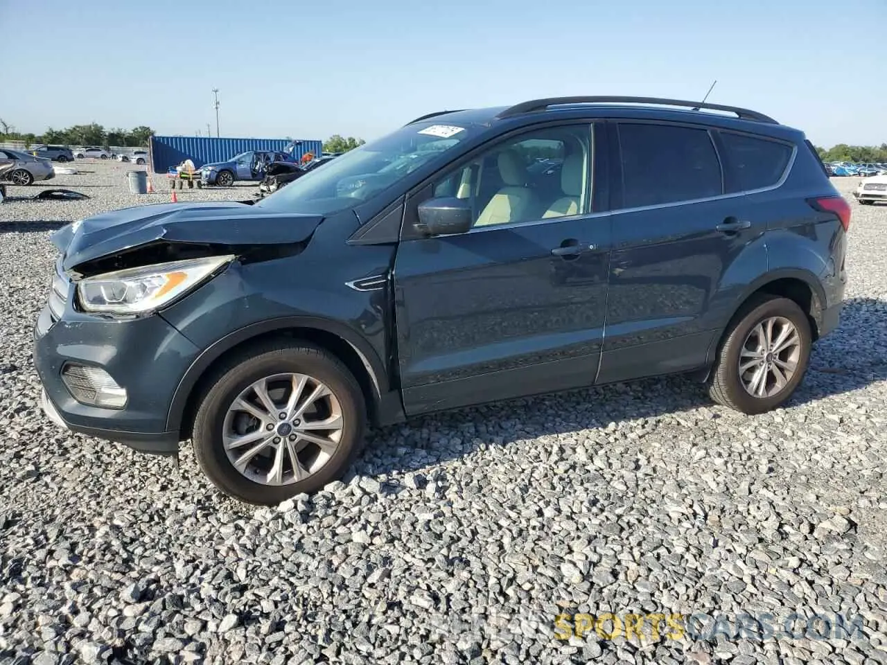 1 Photograph of a damaged car 1FMCU0HD3KUA90289 FORD ESCAPE 2019