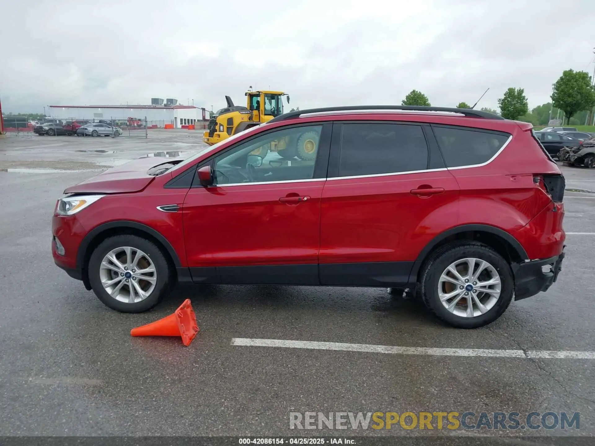 15 Photograph of a damaged car 1FMCU0HD3KUB27017 FORD ESCAPE 2019