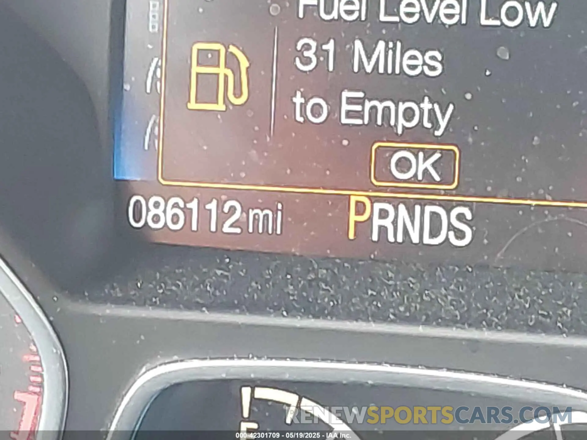 15 Photograph of a damaged car 1FMCU0HD3KUB46747 FORD ESCAPE 2019