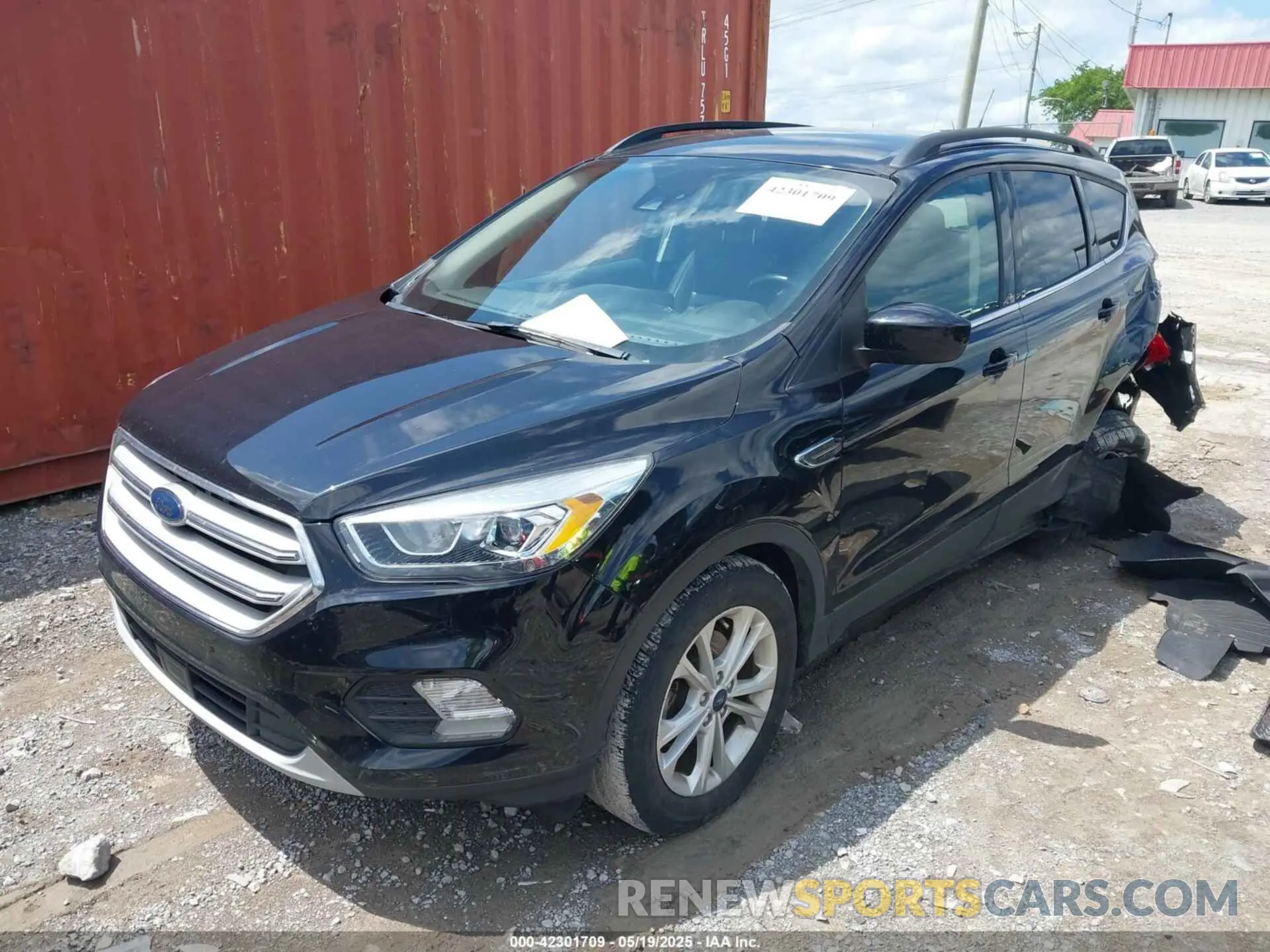 2 Photograph of a damaged car 1FMCU0HD3KUB46747 FORD ESCAPE 2019