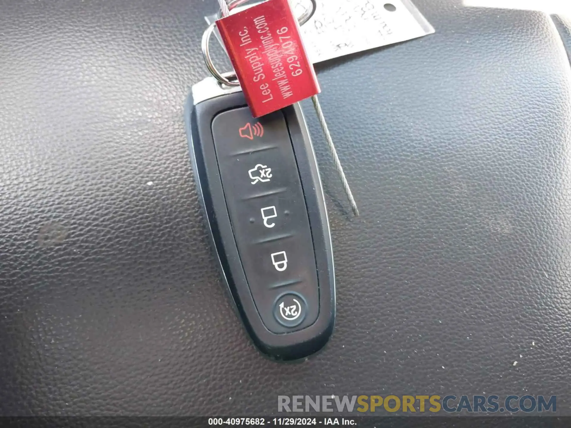11 Photograph of a damaged car 1FMCU0HD3KUB94667 FORD ESCAPE 2019