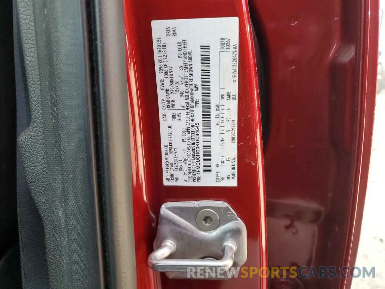 13 Photograph of a damaged car 1FMCU0HD3KUC44645 FORD ESCAPE 2019