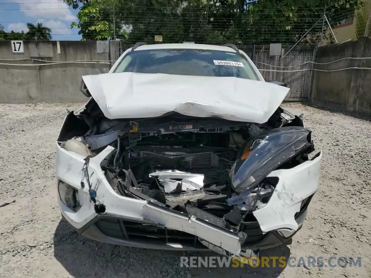 5 Photograph of a damaged car 1FMCU0HD4KUB47471 FORD ESCAPE 2019