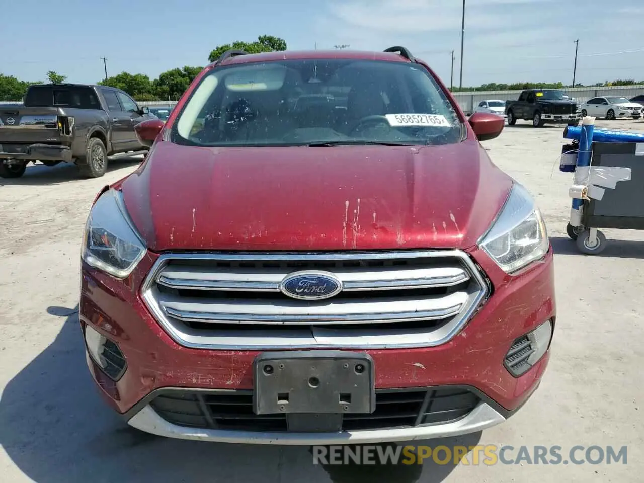 5 Photograph of a damaged car 1FMCU0HD4KUB57658 FORD ESCAPE 2019