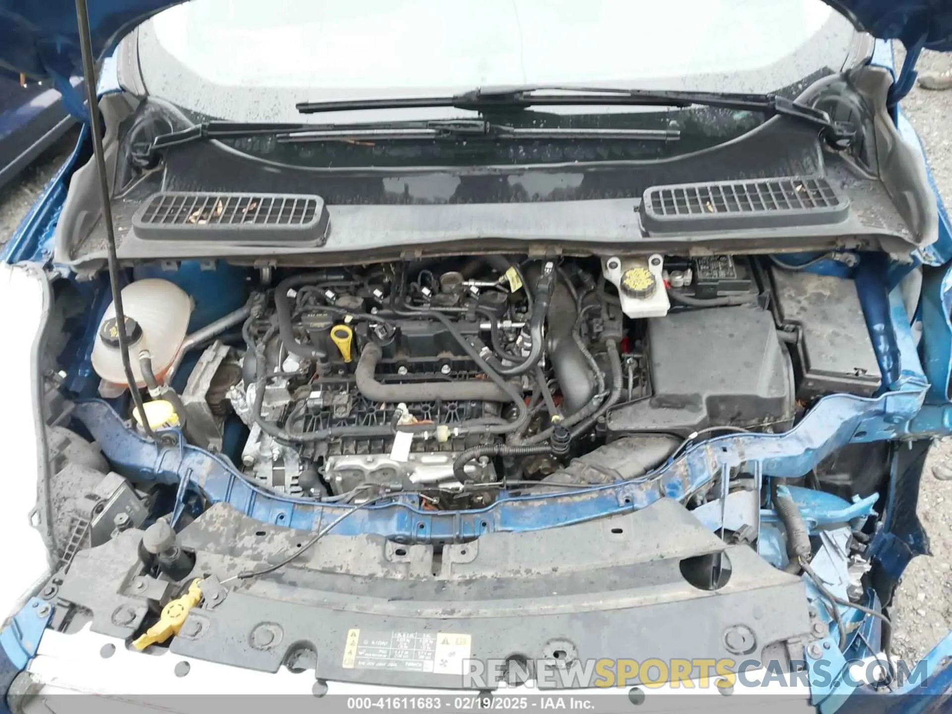 10 Photograph of a damaged car 1FMCU0HD4KUB93981 FORD ESCAPE 2019