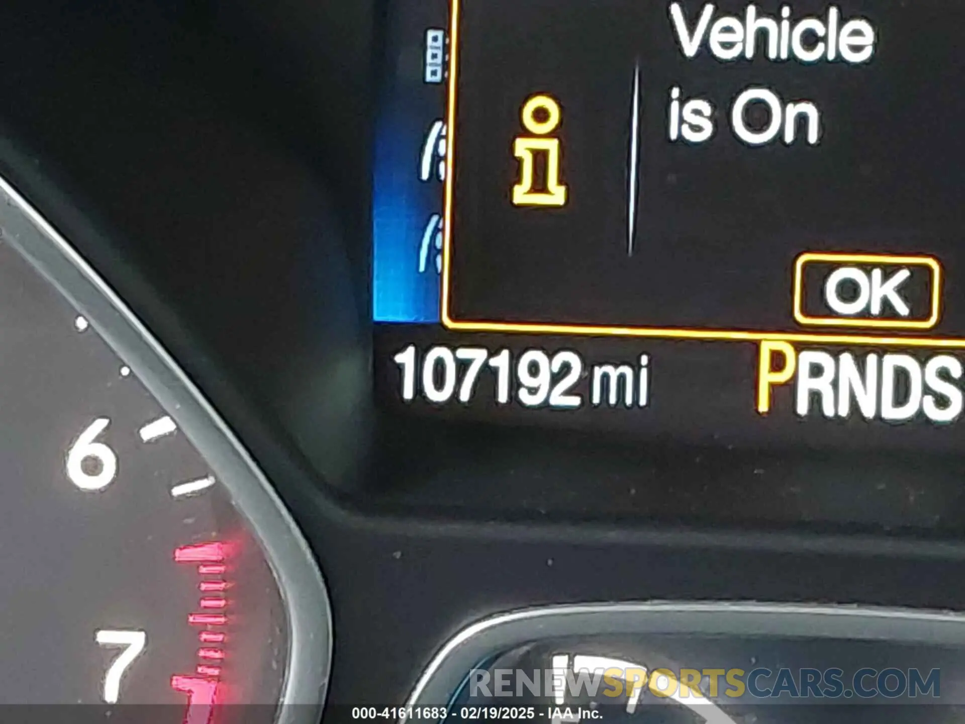 15 Photograph of a damaged car 1FMCU0HD4KUB93981 FORD ESCAPE 2019