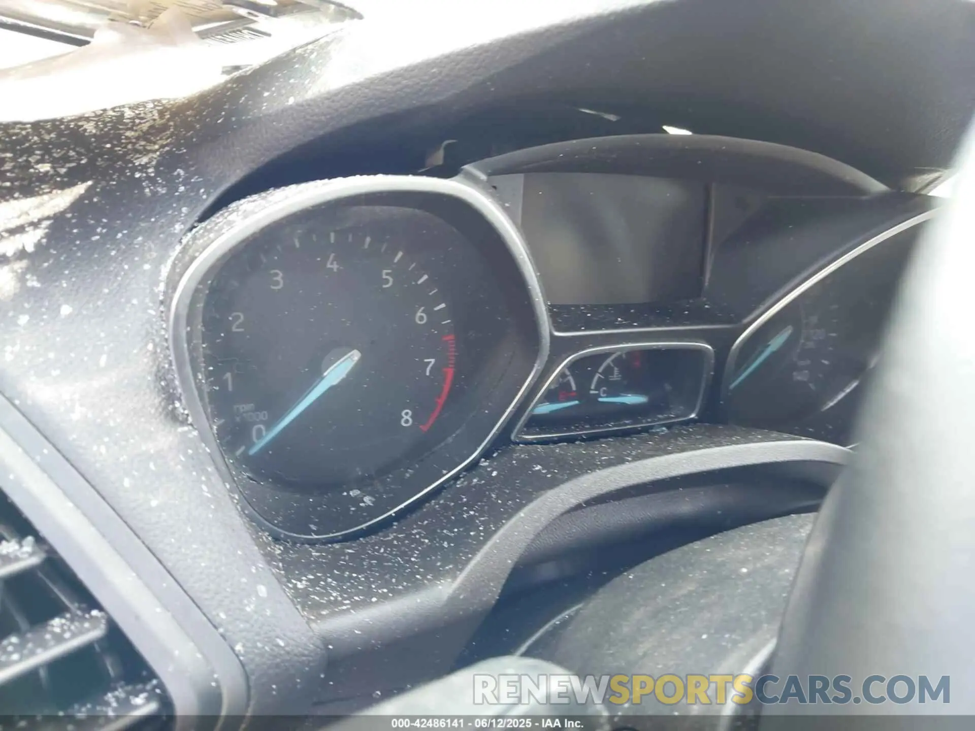 7 Photograph of a damaged car 1FMCU0HD6KUA02173 FORD ESCAPE 2019