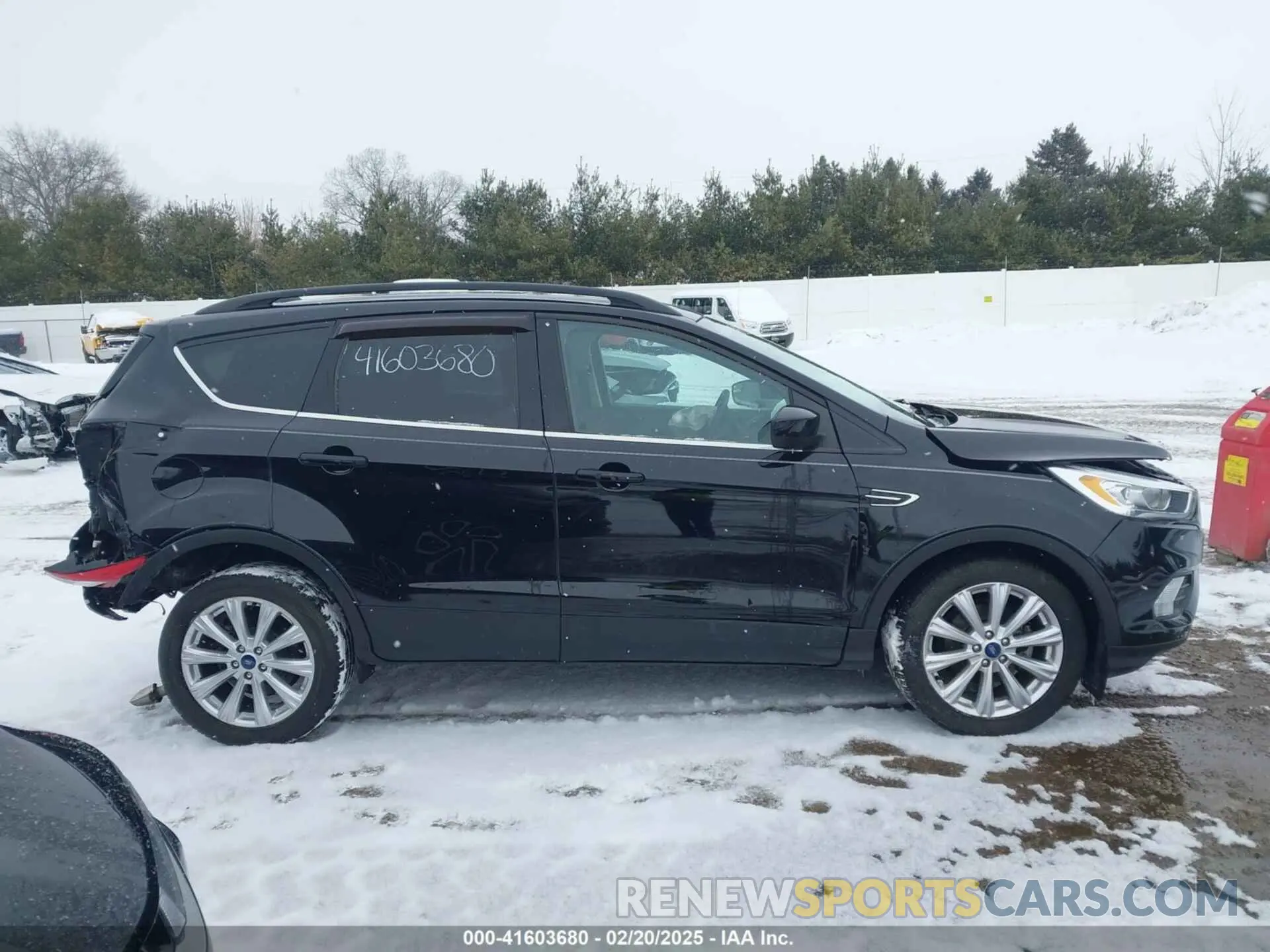 12 Photograph of a damaged car 1FMCU0HD6KUA13075 FORD ESCAPE 2019