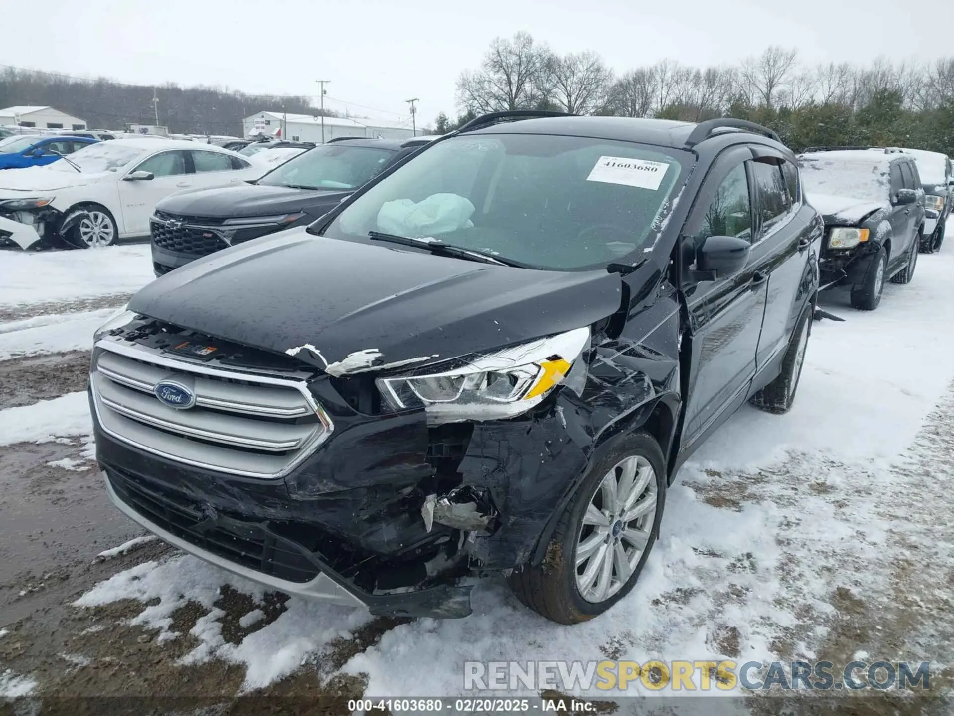 6 Photograph of a damaged car 1FMCU0HD6KUA13075 FORD ESCAPE 2019