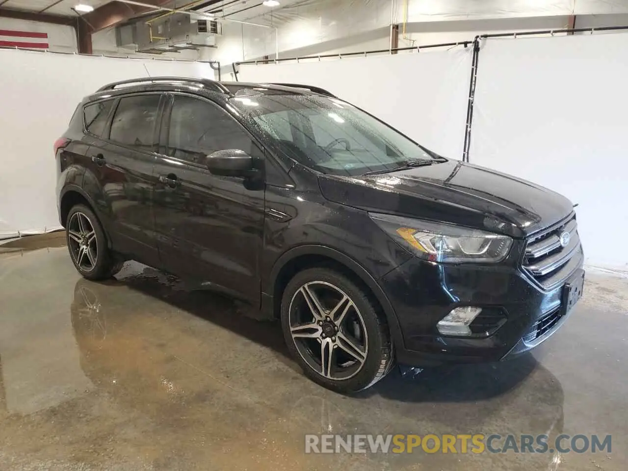 4 Photograph of a damaged car 1FMCU0HD6KUA91842 FORD ESCAPE 2019