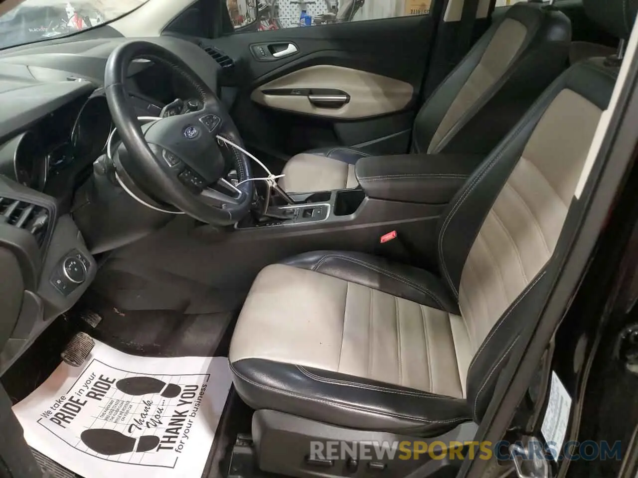 7 Photograph of a damaged car 1FMCU0HD6KUA91842 FORD ESCAPE 2019