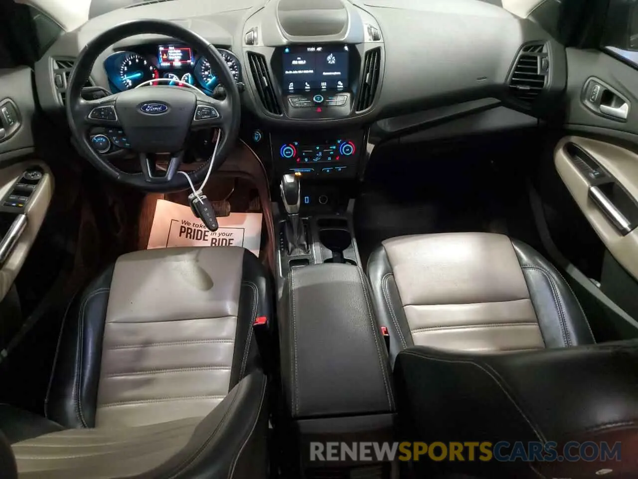 8 Photograph of a damaged car 1FMCU0HD6KUA91842 FORD ESCAPE 2019
