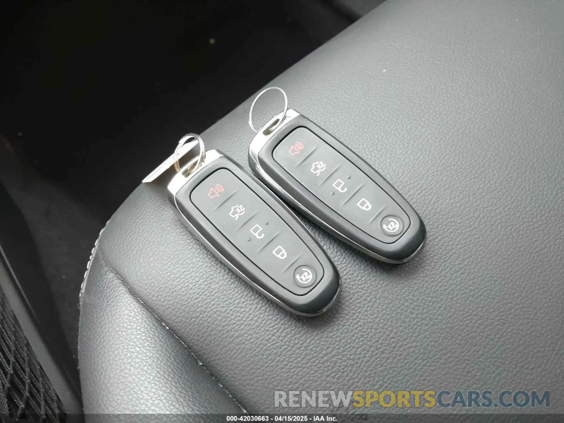 11 Photograph of a damaged car 1FMCU0HD7KUB50333 FORD ESCAPE 2019