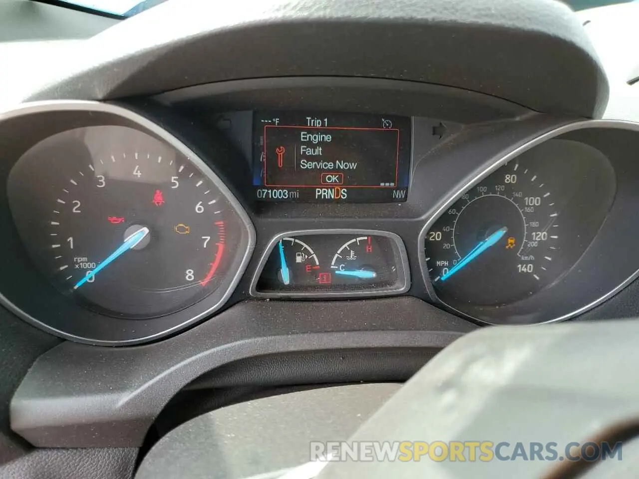 9 Photograph of a damaged car 1FMCU0HD7KUB75152 FORD ESCAPE 2019