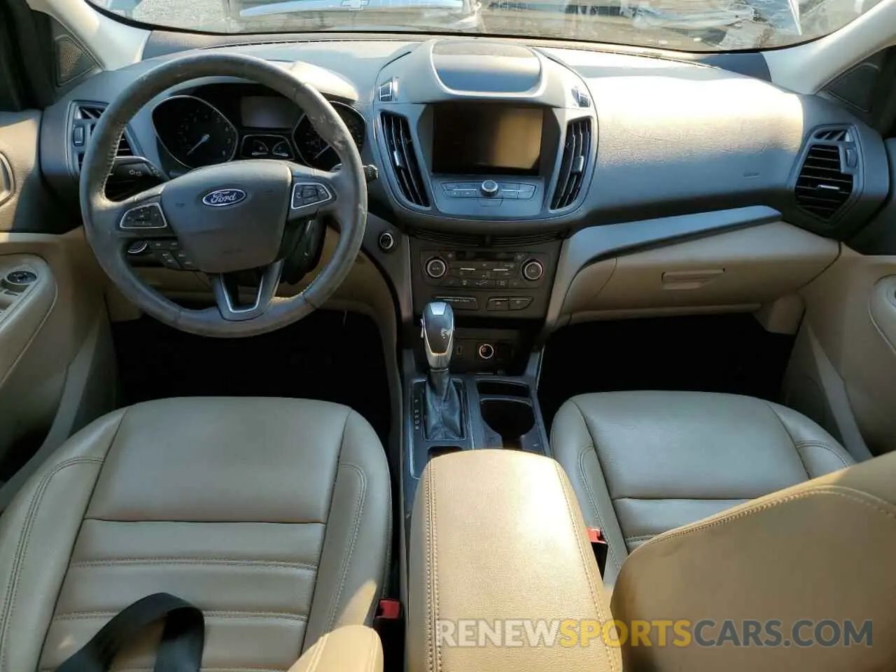 8 Photograph of a damaged car 1FMCU0HD7KUB84563 FORD ESCAPE 2019