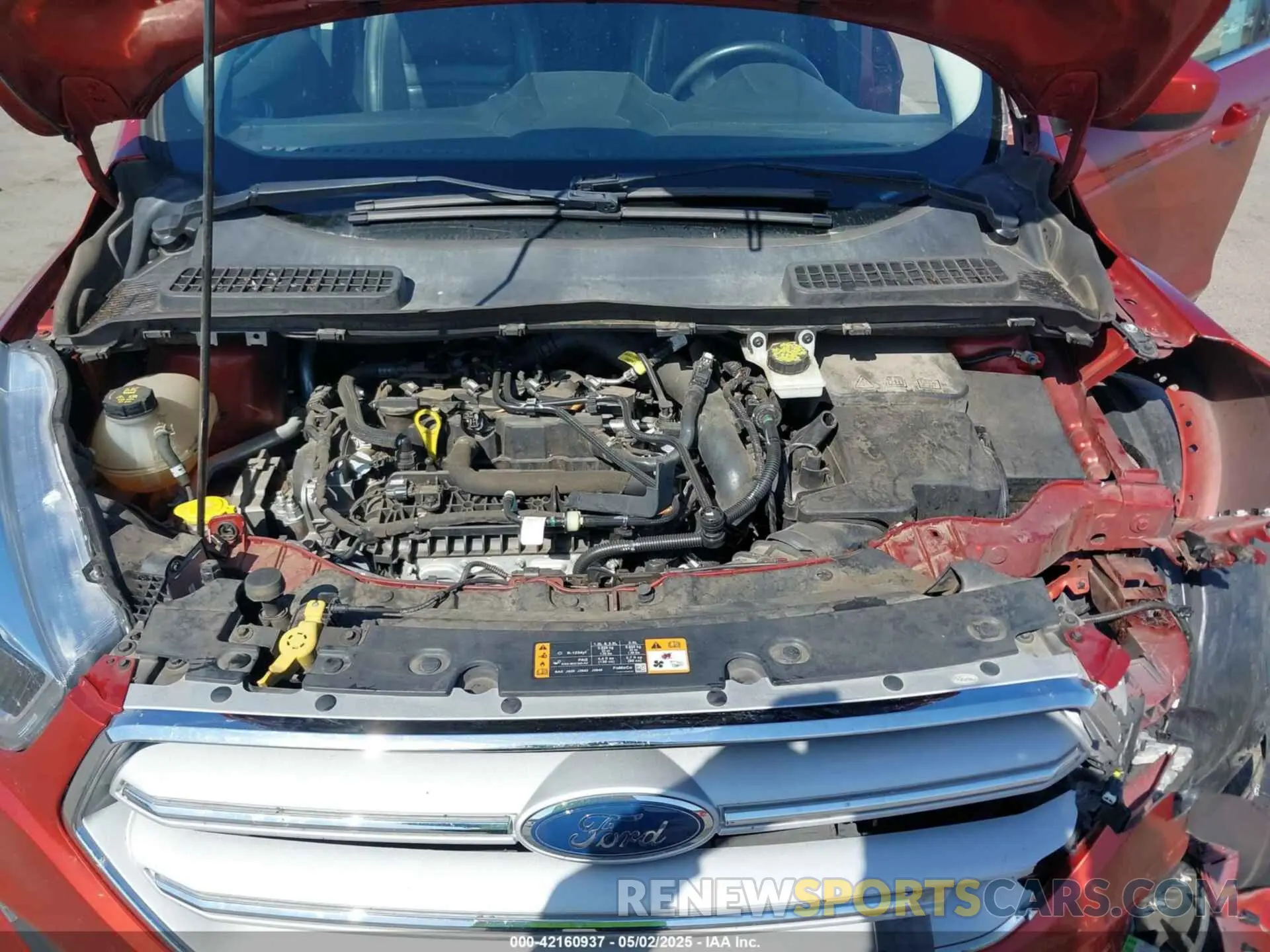 10 Photograph of a damaged car 1FMCU0HD8KUB65164 FORD ESCAPE 2019