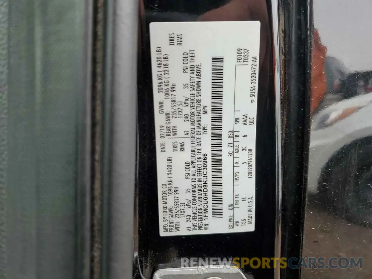 12 Photograph of a damaged car 1FMCU0HD8KUC30966 FORD ESCAPE 2019