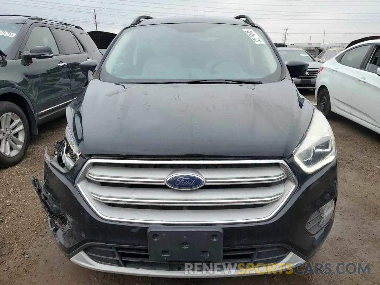 5 Photograph of a damaged car 1FMCU0HD8KUC30966 FORD ESCAPE 2019