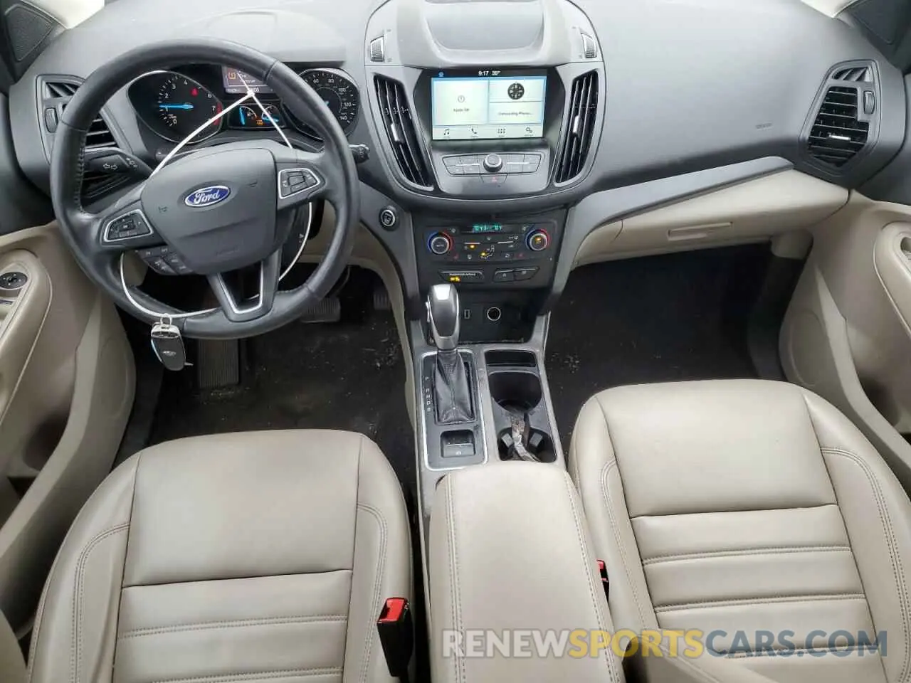8 Photograph of a damaged car 1FMCU0HD8KUC30966 FORD ESCAPE 2019