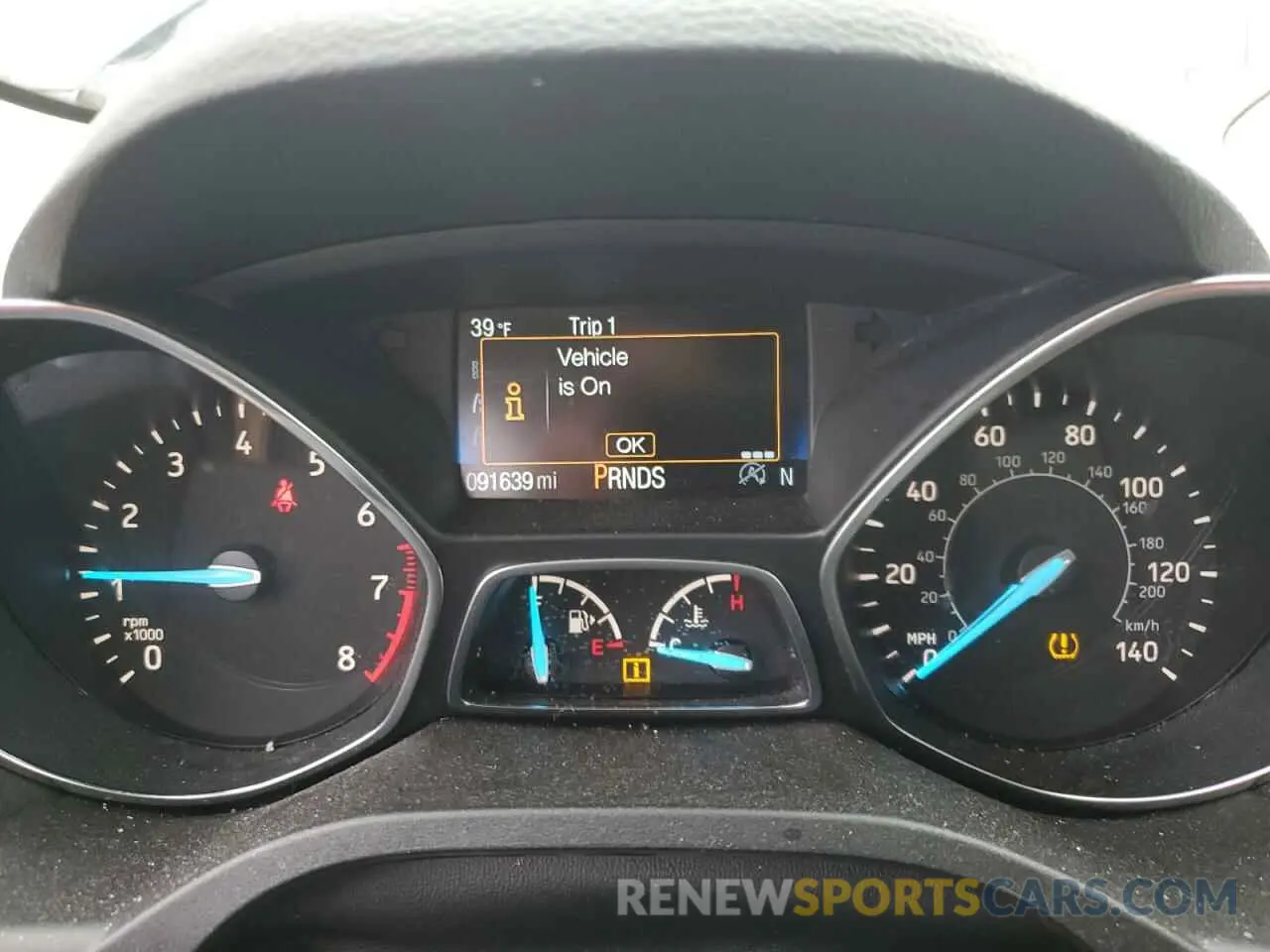 9 Photograph of a damaged car 1FMCU0HD8KUC30966 FORD ESCAPE 2019