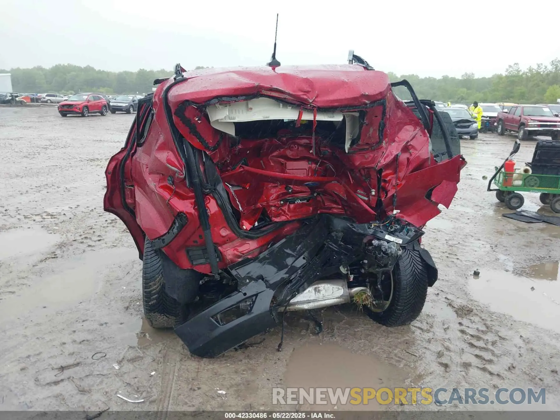 15 Photograph of a damaged car 1FMCU0HD9KUA14222 FORD ESCAPE 2019