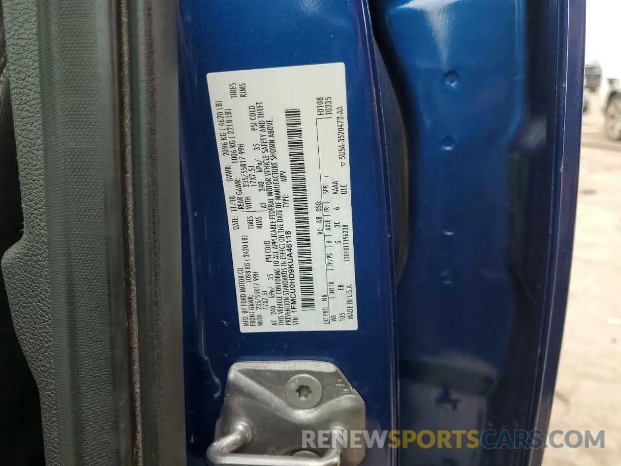 13 Photograph of a damaged car 1FMCU0HD9KUA46118 FORD ESCAPE 2019