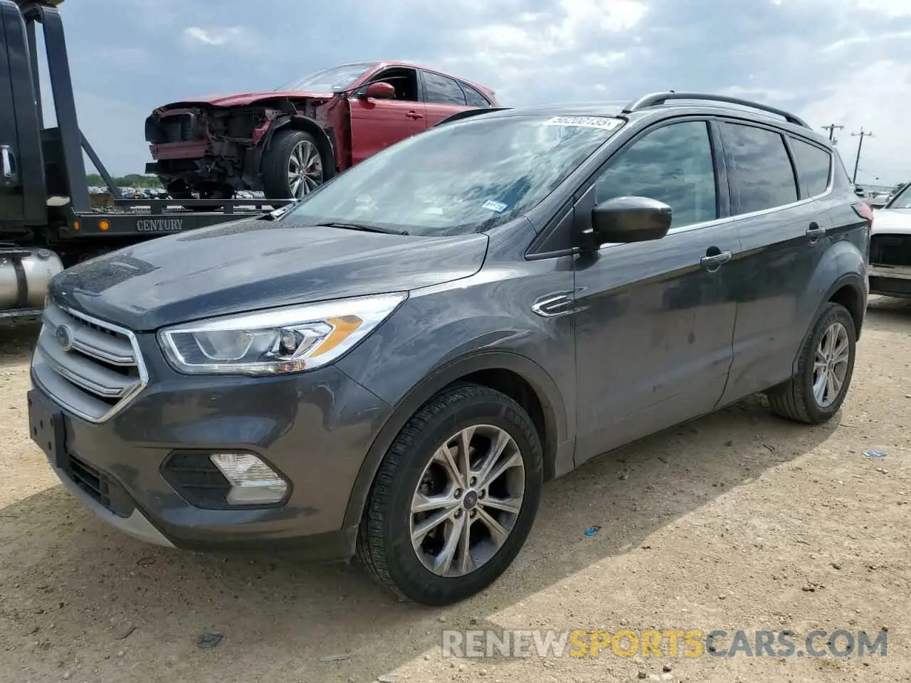 1 Photograph of a damaged car 1FMCU0HD9KUB00369 FORD ESCAPE 2019