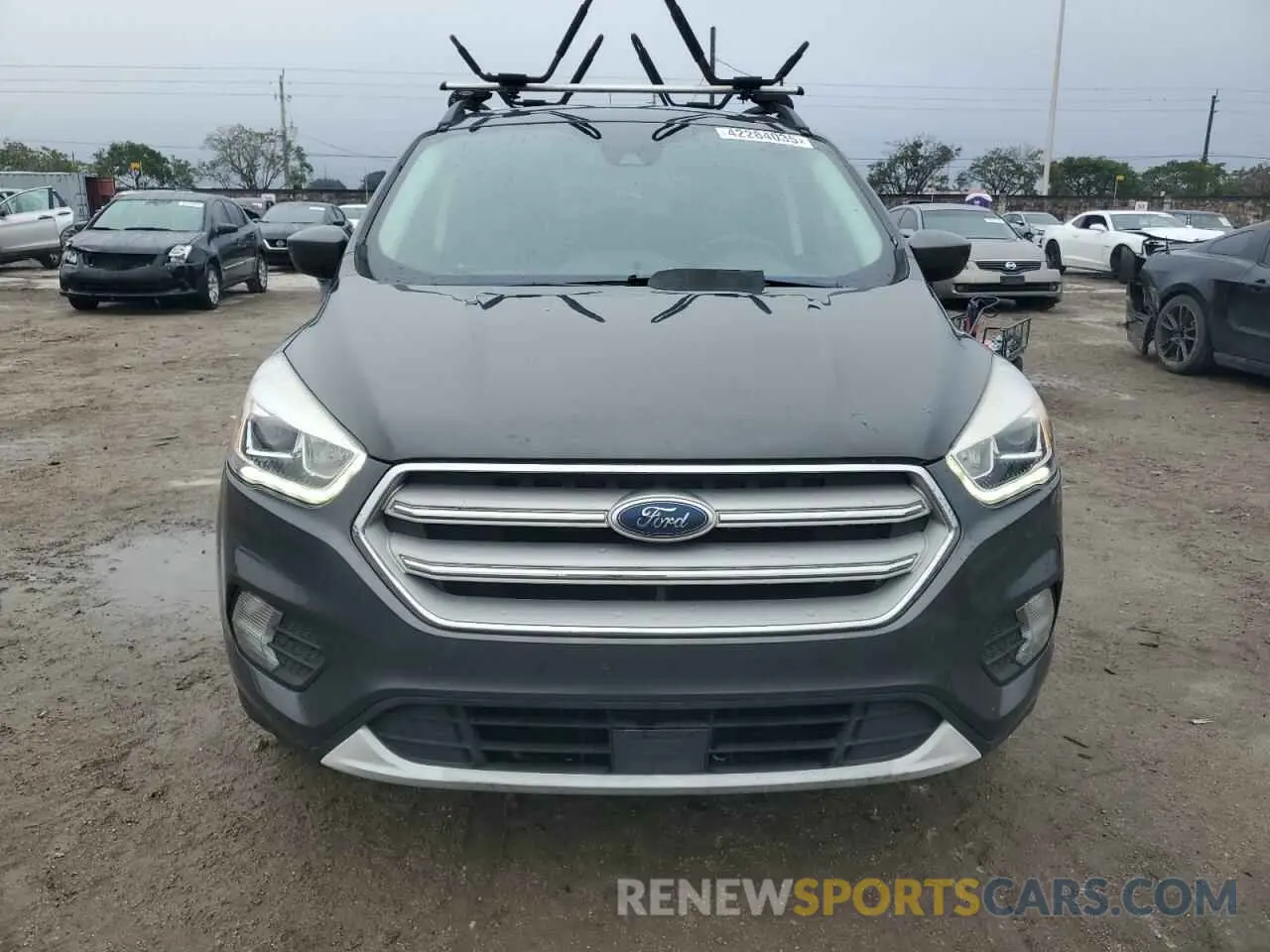 5 Photograph of a damaged car 1FMCU0HD9KUB95001 FORD ESCAPE 2019