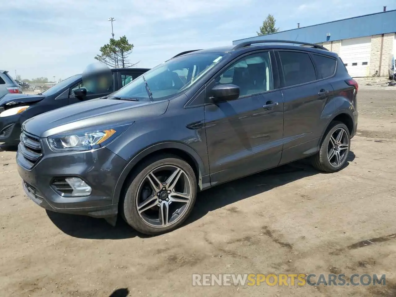 1 Photograph of a damaged car 1FMCU0HDXKUA03861 FORD ESCAPE 2019