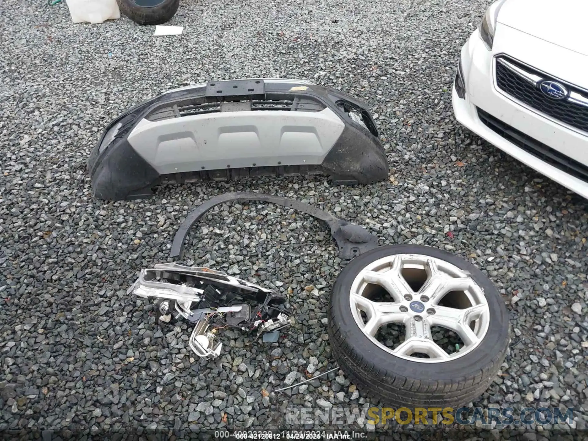 12 Photograph of a damaged car 1FMCU0J90KUC54829 FORD ESCAPE 2019