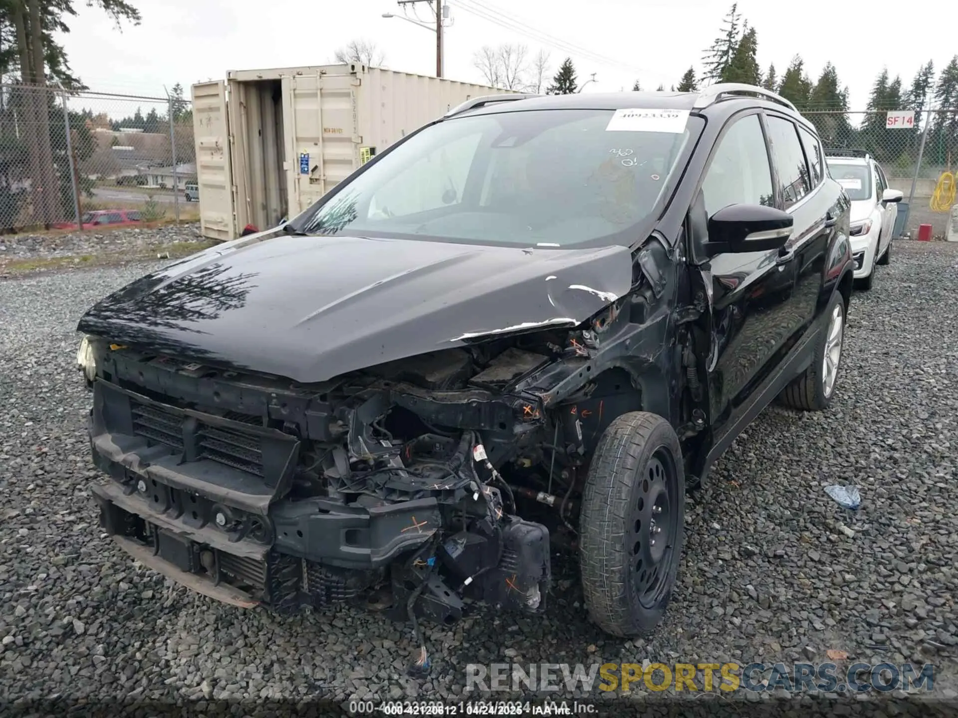 6 Photograph of a damaged car 1FMCU0J90KUC54829 FORD ESCAPE 2019