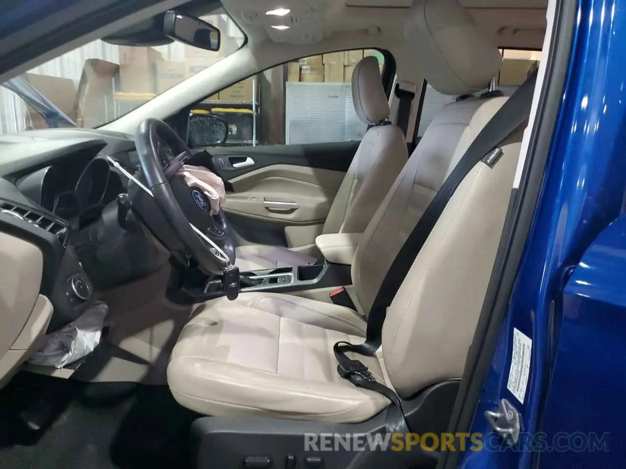 7 Photograph of a damaged car 1FMCU0J91KUB47689 FORD ESCAPE 2019