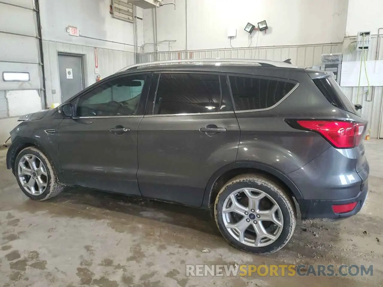 2 Photograph of a damaged car 1FMCU0J91KUC02268 FORD ESCAPE 2019