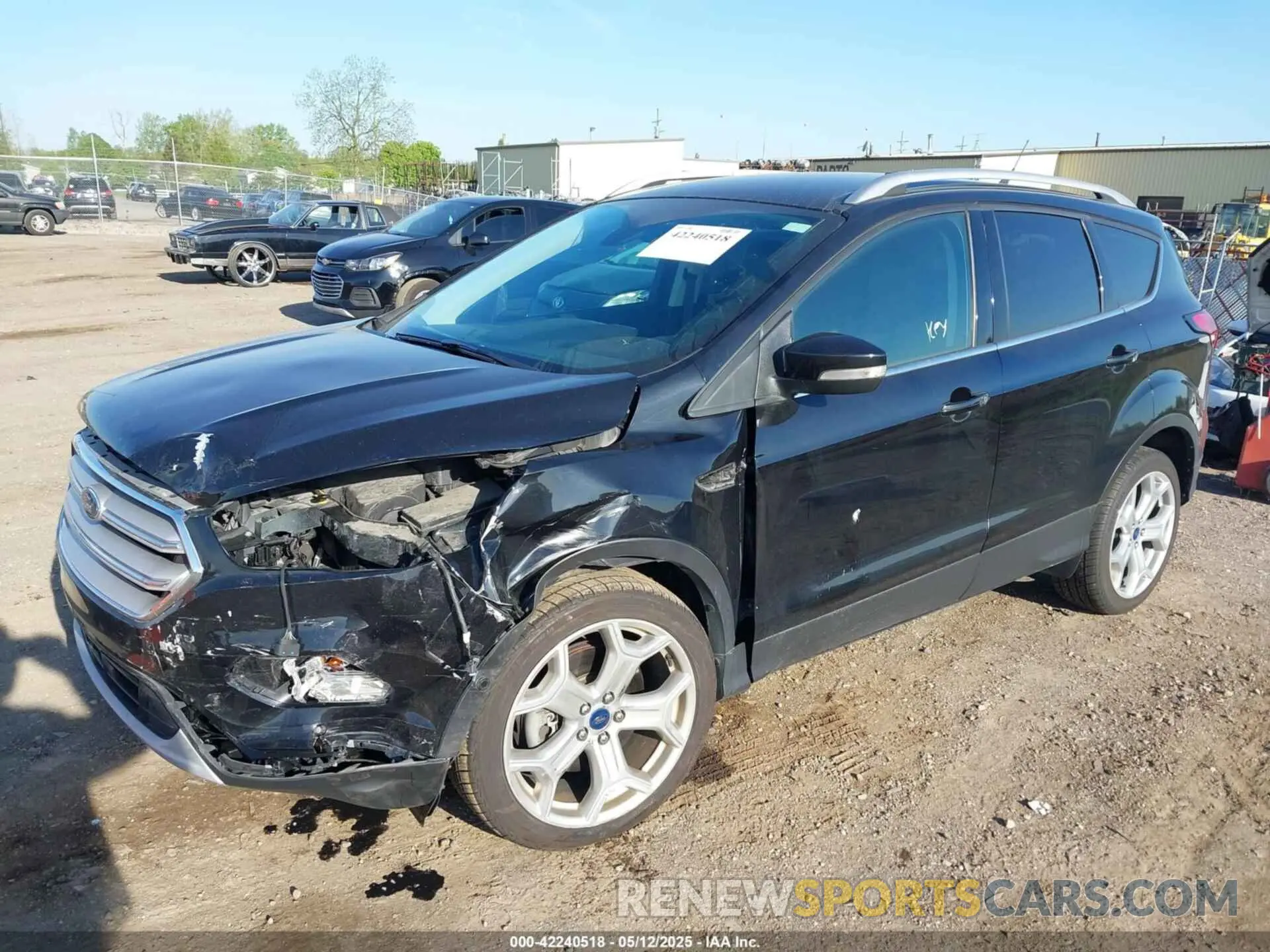 2 Photograph of a damaged car 1FMCU0J92KUC58168 FORD ESCAPE 2019