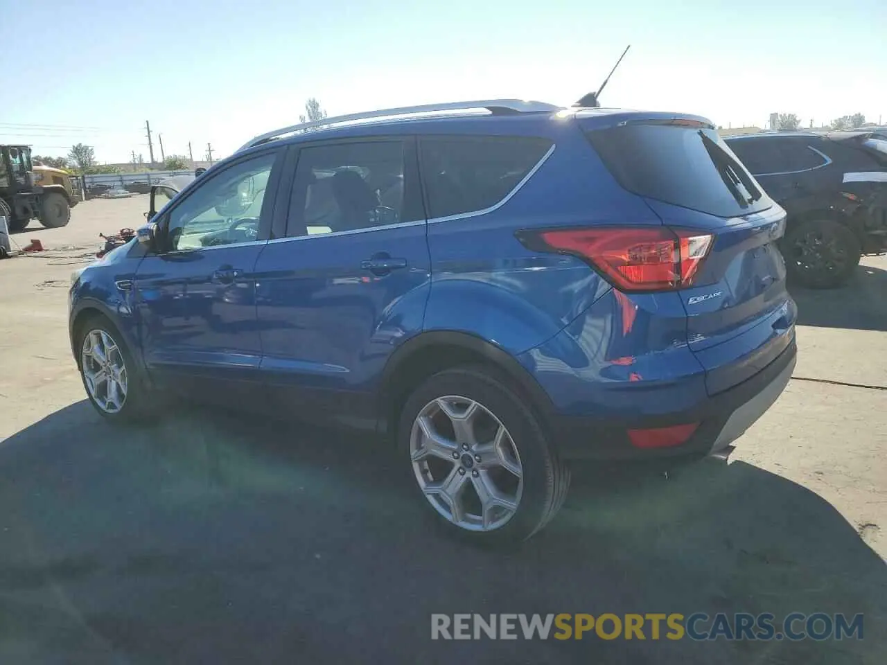 2 Photograph of a damaged car 1FMCU0J93KUC33103 FORD ESCAPE 2019