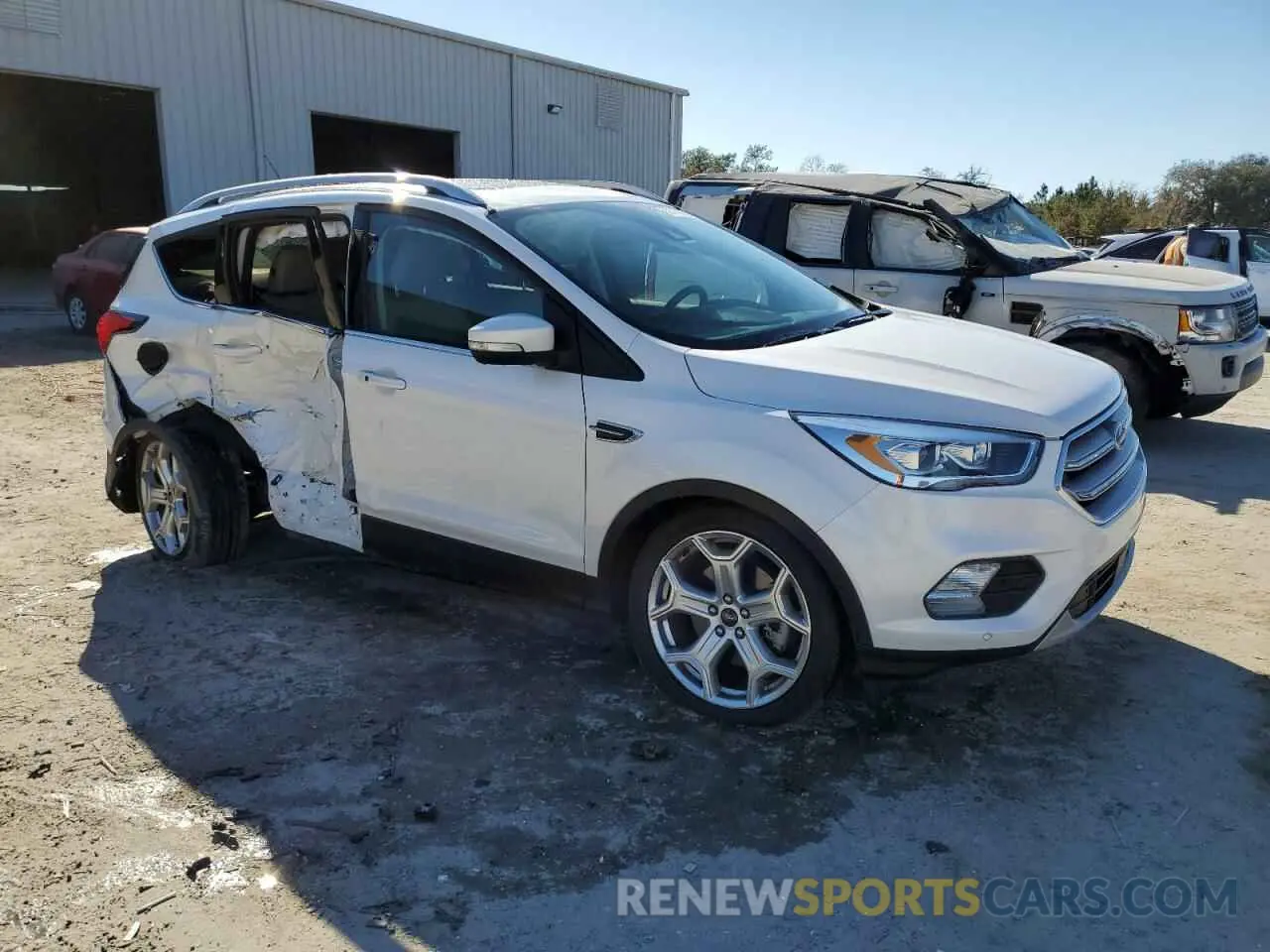 4 Photograph of a damaged car 1FMCU0J94KUA50566 FORD ESCAPE 2019