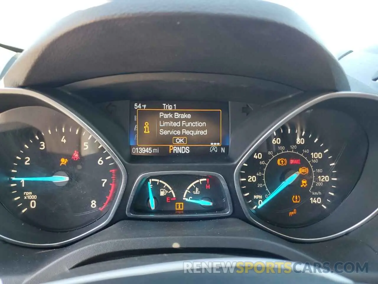 9 Photograph of a damaged car 1FMCU0J94KUA50566 FORD ESCAPE 2019