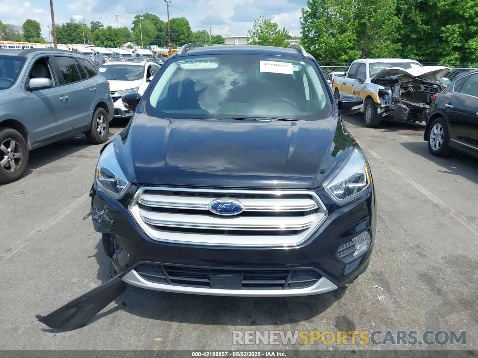 12 Photograph of a damaged car 1FMCU0J94KUB93601 FORD ESCAPE 2019