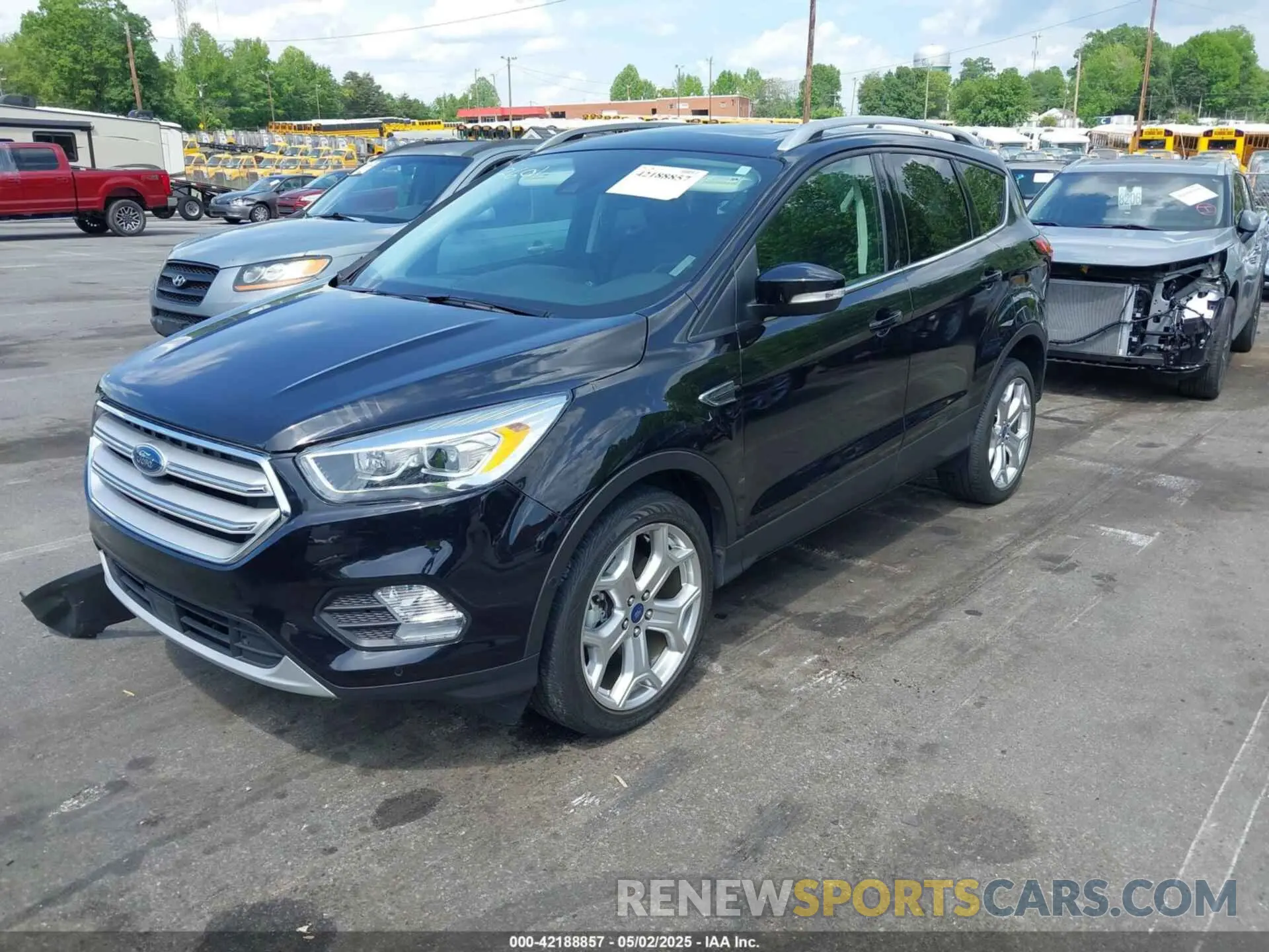 2 Photograph of a damaged car 1FMCU0J94KUB93601 FORD ESCAPE 2019
