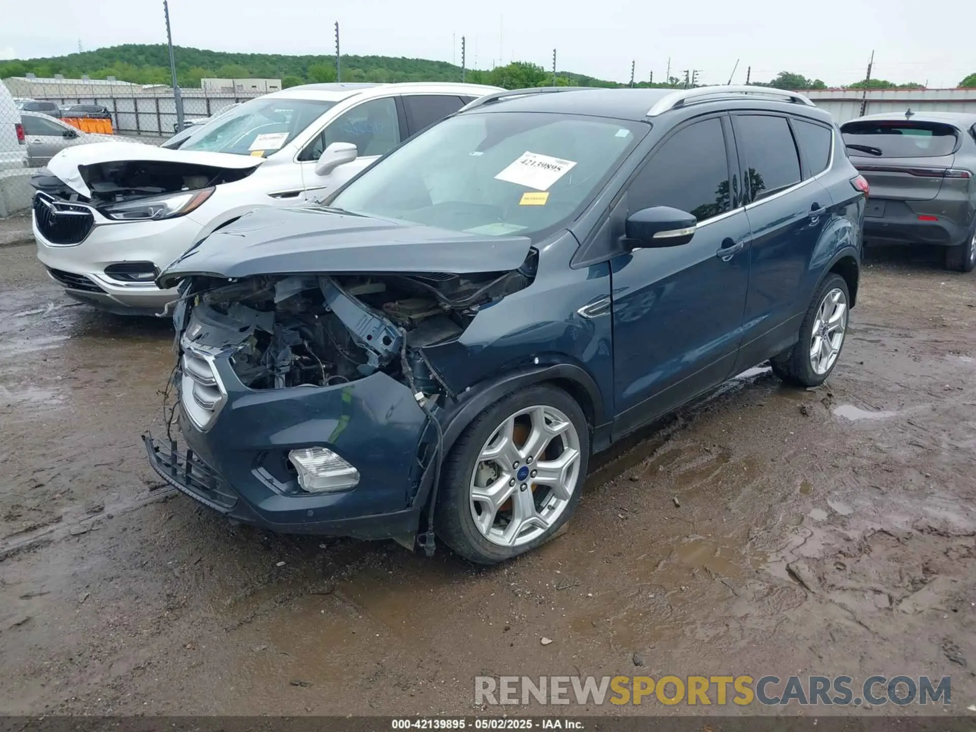 2 Photograph of a damaged car 1FMCU0J94KUC32929 FORD ESCAPE 2019