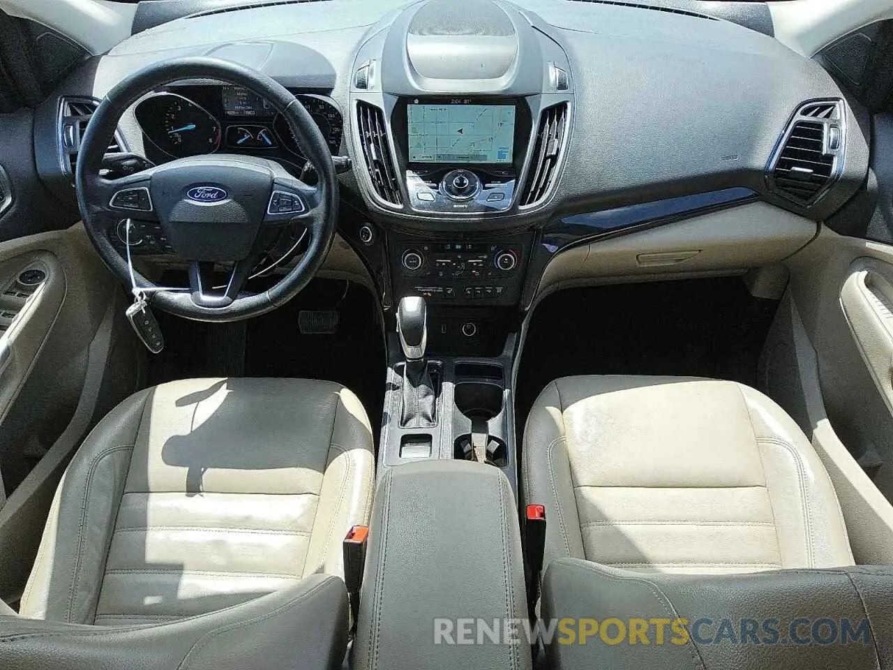 8 Photograph of a damaged car 1FMCU0J95KUB48327 FORD ESCAPE 2019