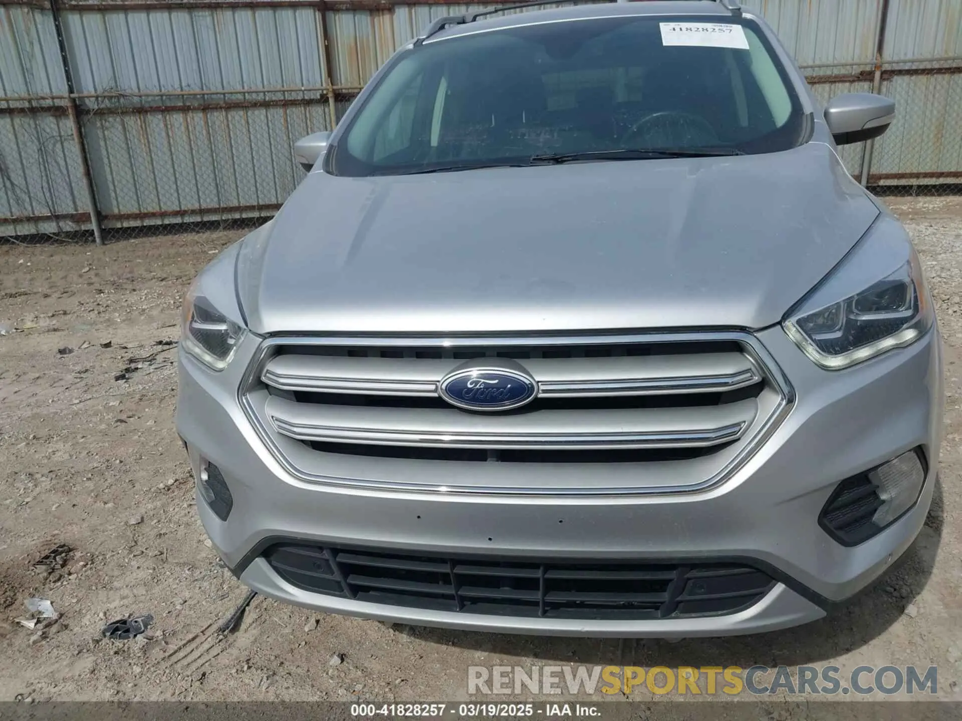 12 Photograph of a damaged car 1FMCU0J96KUA39858 FORD ESCAPE 2019