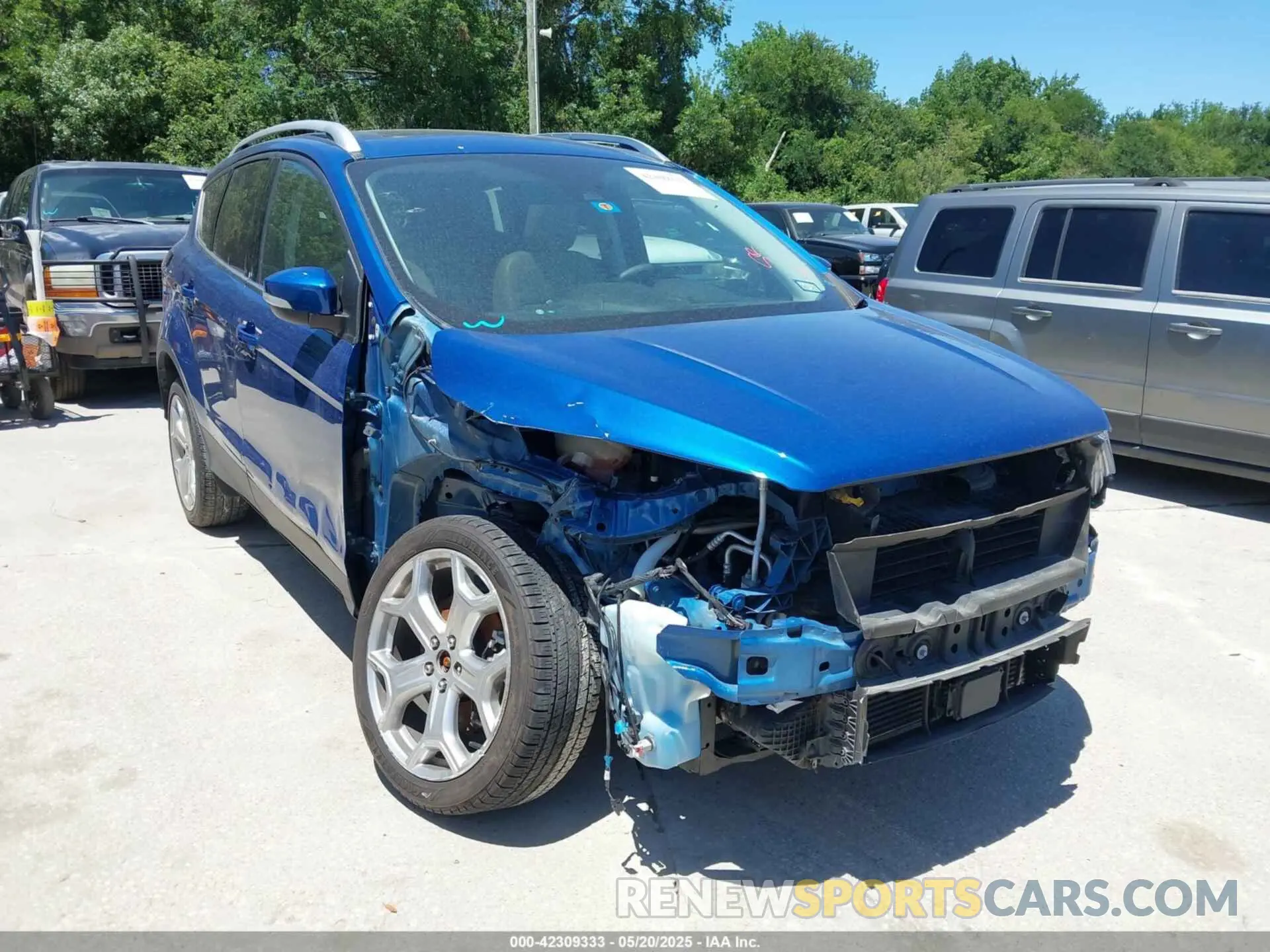 1 Photograph of a damaged car 1FMCU0J96KUC34410 FORD ESCAPE 2019