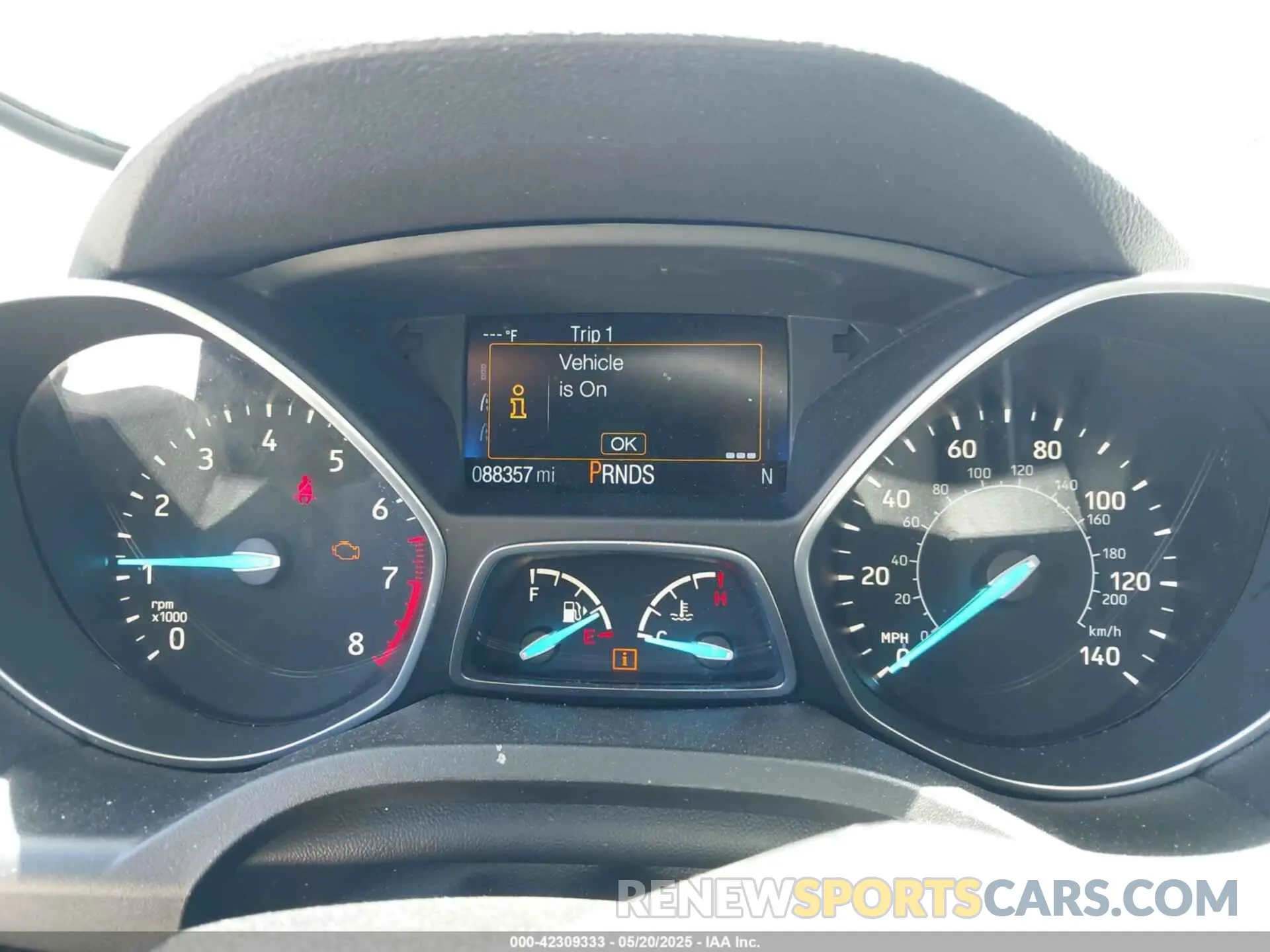 7 Photograph of a damaged car 1FMCU0J96KUC34410 FORD ESCAPE 2019