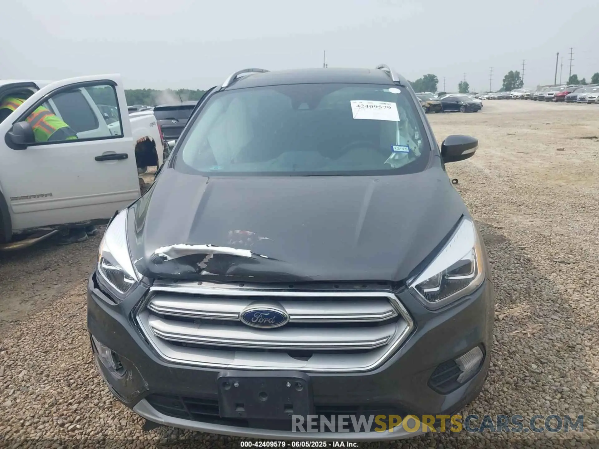 13 Photograph of a damaged car 1FMCU0J97KUA34281 FORD ESCAPE 2019