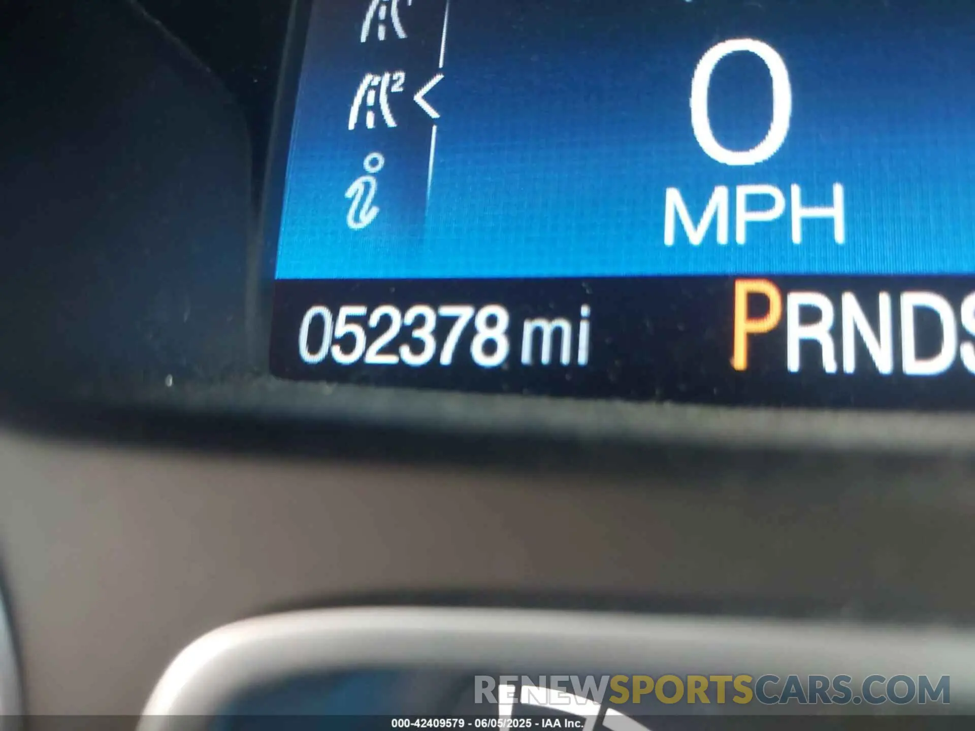 16 Photograph of a damaged car 1FMCU0J97KUA34281 FORD ESCAPE 2019